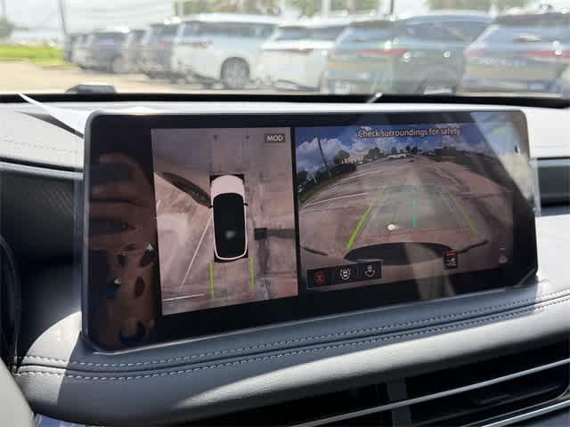 Thumbnail: 2026 INFINITI QX60 - 22