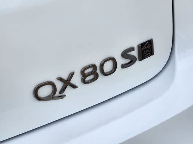 Thumbnail: 2026 INFINITI QX80 - 7