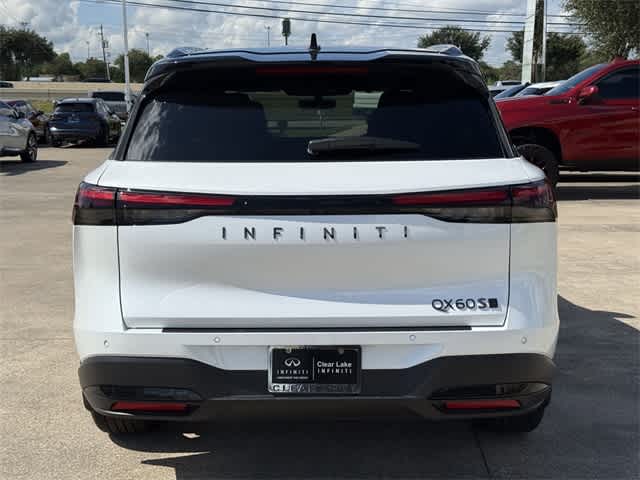 Thumbnail: 2026 INFINITI QX60 - 4