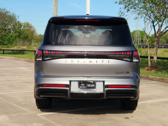 Thumbnail: 2026 INFINITI QX80 - 5