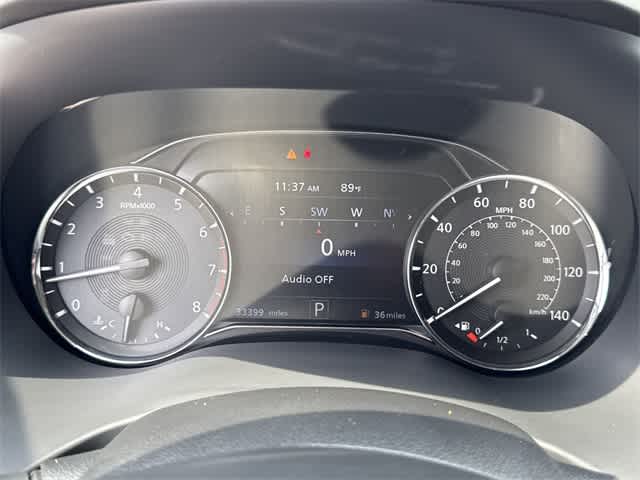 2022 INFINITI QX80 Premium Select 18