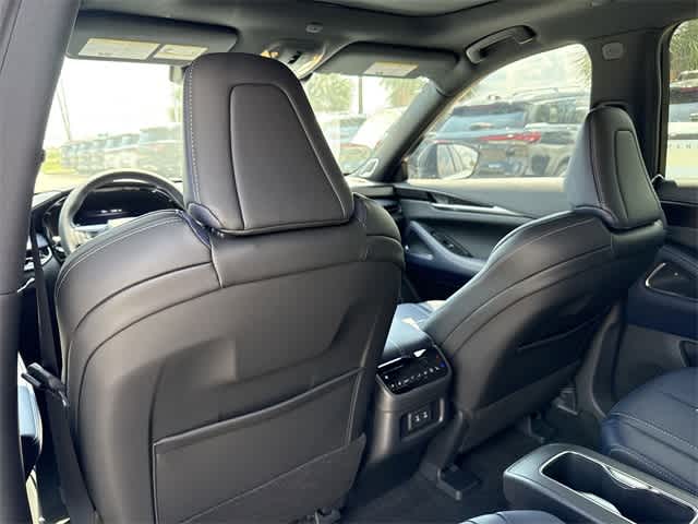 Thumbnail: 2026 INFINITI QX60 - 15