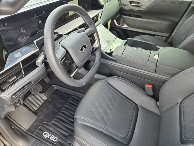 Thumbnail: 2026 INFINITI QX80 - 2