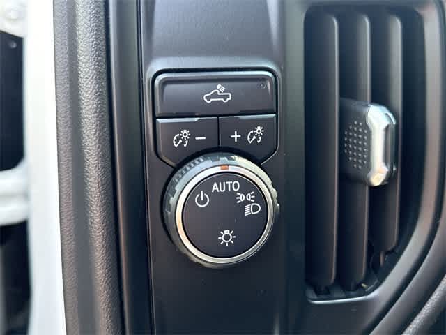 Thumbnail: 2021 Chevrolet Silverado 1500 - 12