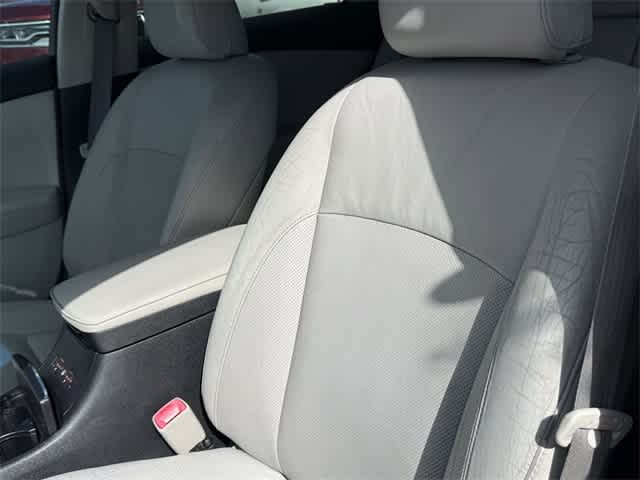 Thumbnail: 2011 Lexus ES - 12