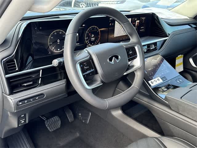 Thumbnail: 2026 INFINITI QX80 - 11