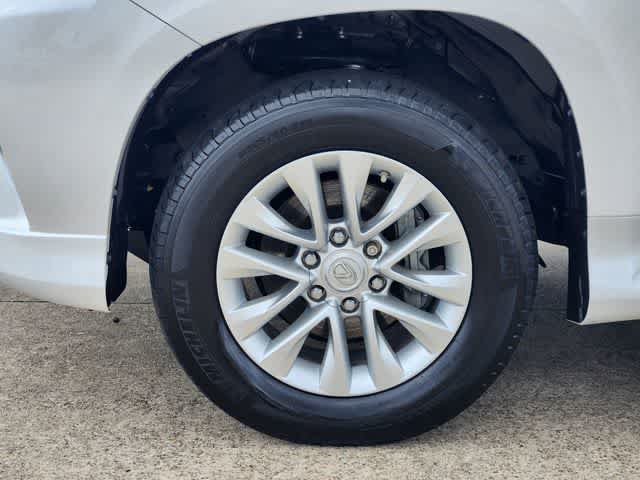 Thumbnail: 2023 Lexus GX - 8