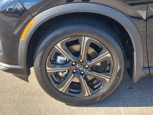 Thumbnail: 2026 INFINITI QX60 - 8