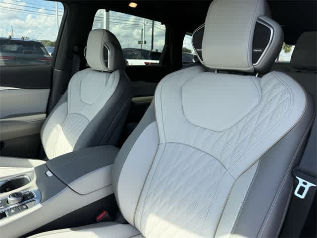 Thumbnail: 2026 INFINITI QX60 - 13