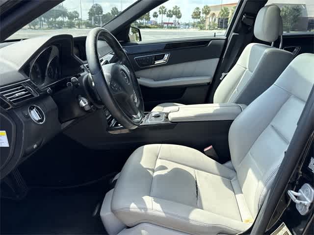 Thumbnail: 2010 Mercedes-Benz E-Class - 11