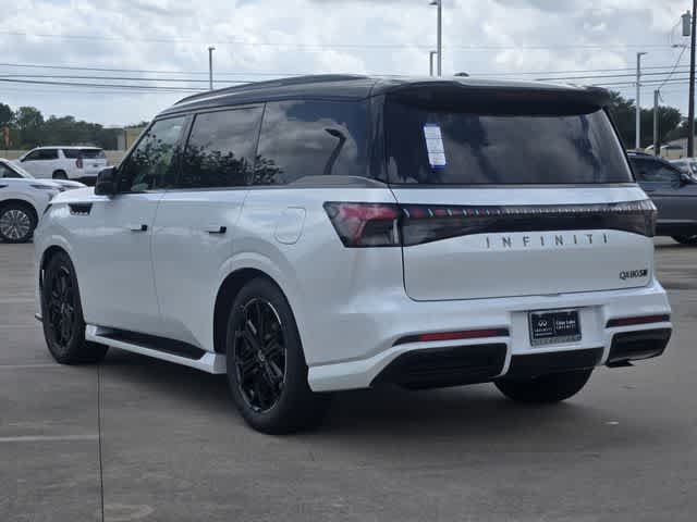 Thumbnail: 2026 INFINITI QX80 - 4
