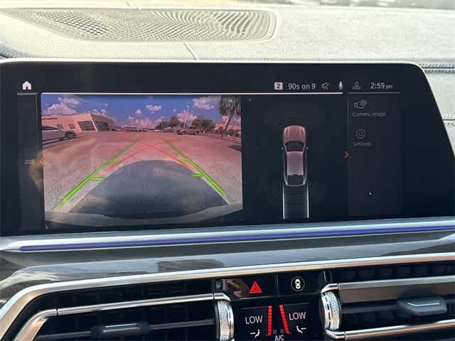 Thumbnail: 2022 BMW X6 - 23