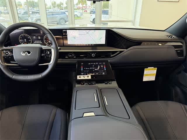 Thumbnail: 2026 INFINITI QX80 - 16