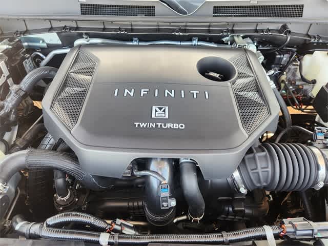 Thumbnail: 2026 INFINITI QX80 - 9