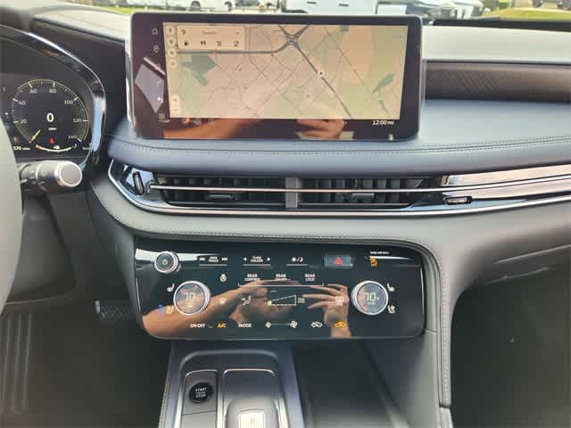 Thumbnail: 2026 INFINITI QX60 - 16