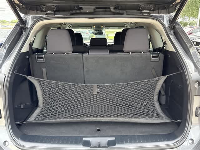 2022 Toyota Highlander LE 15