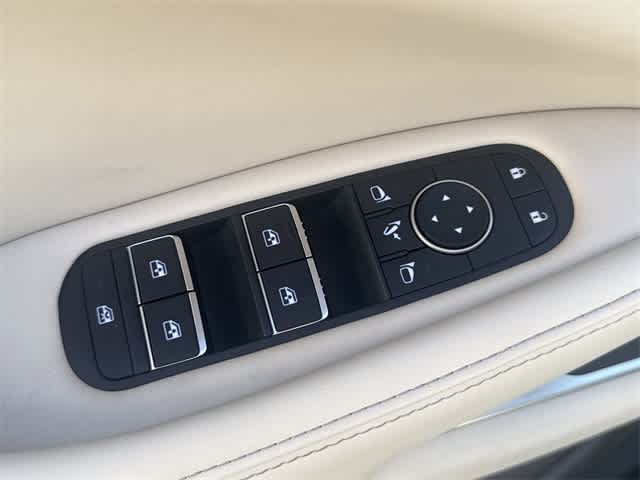 Thumbnail: 2025 INFINITI QX60 - 9