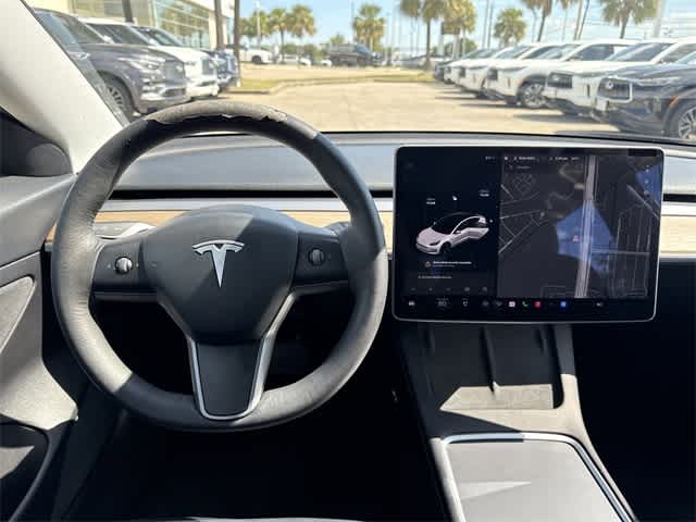 Thumbnail: 2021 Tesla Model 3 - 16