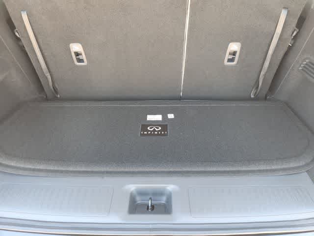 Thumbnail: 2026 INFINITI QX60 - 19