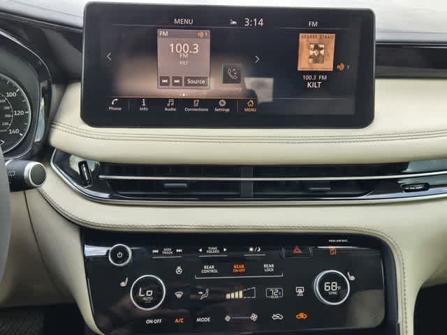 Thumbnail: 2023 INFINITI QX60 - 16