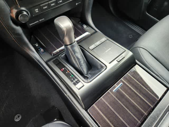 Thumbnail: 2023 Lexus GX - 17