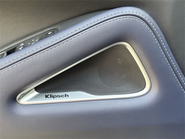 Thumbnail: 2026 INFINITI QX60 - 10