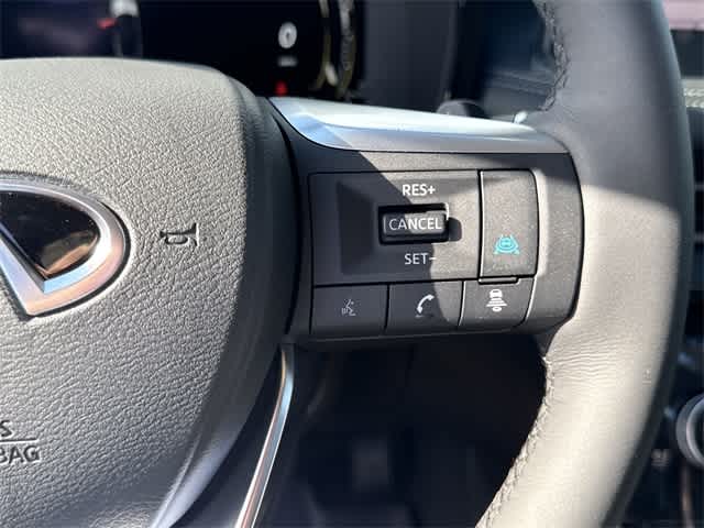 Thumbnail: 2026 INFINITI QX60 - 21