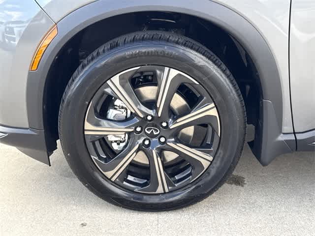 Thumbnail: 2026 INFINITI QX60 - 8