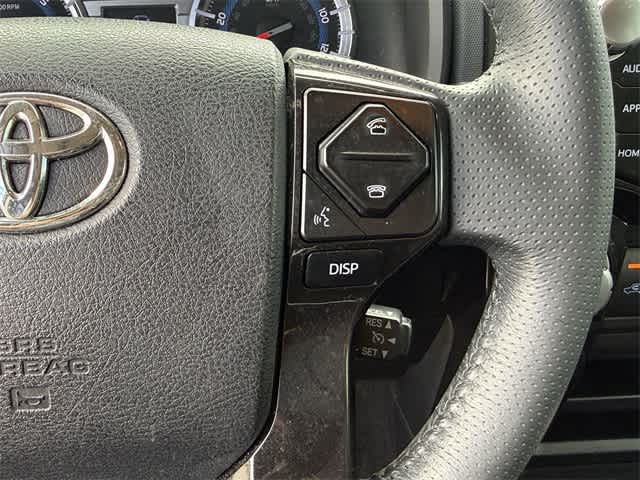 Thumbnail: 2019 Toyota 4Runner - 21