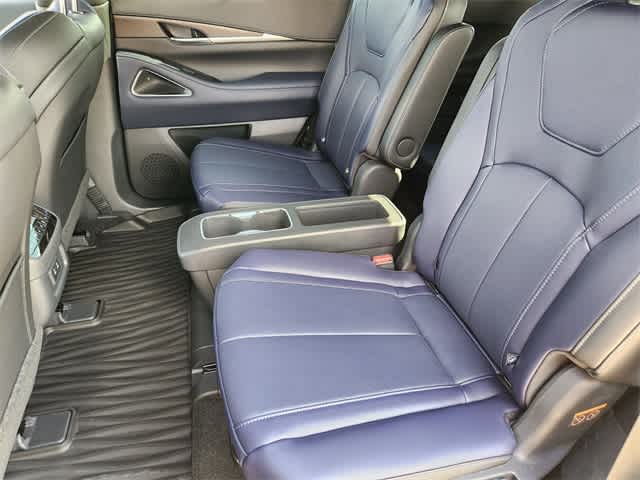 Thumbnail: 2026 INFINITI QX60 - 13