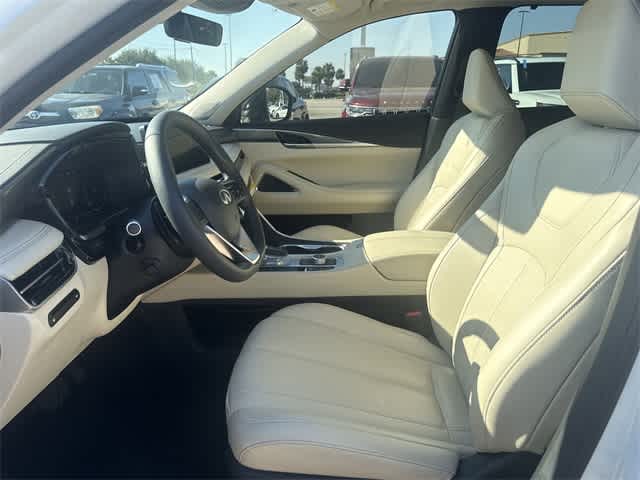 Thumbnail: 2025 INFINITI QX60 - 11