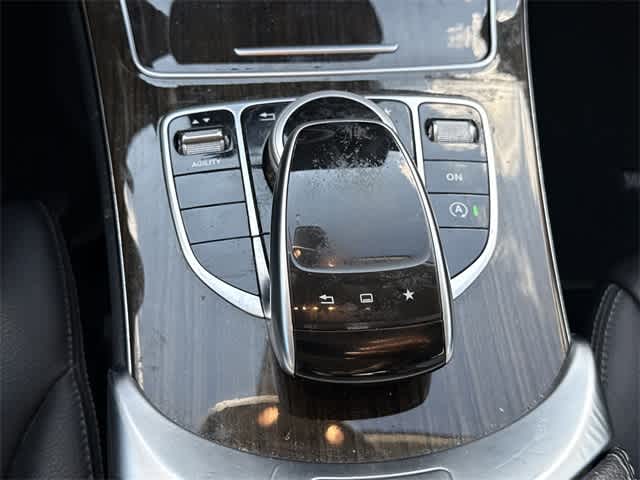 Thumbnail: 2015 Mercedes-Benz C-Class - 20