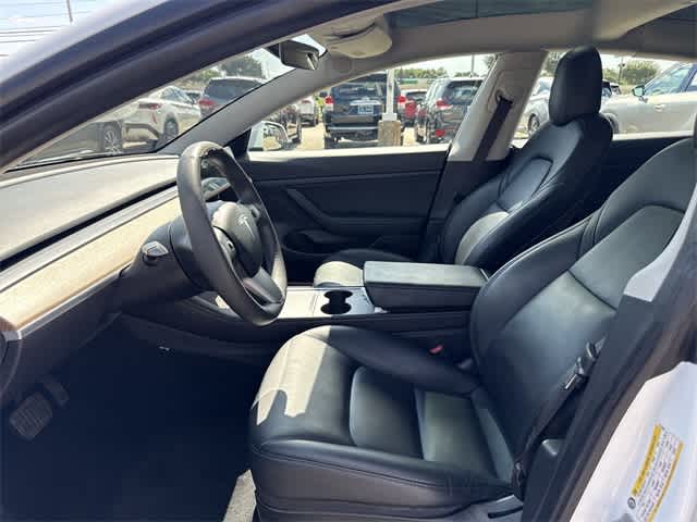 Thumbnail: 2021 Tesla Model 3 - 10