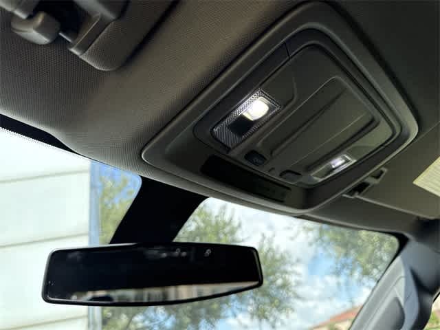 Thumbnail: 2021 Chevrolet Silverado 1500 - 17