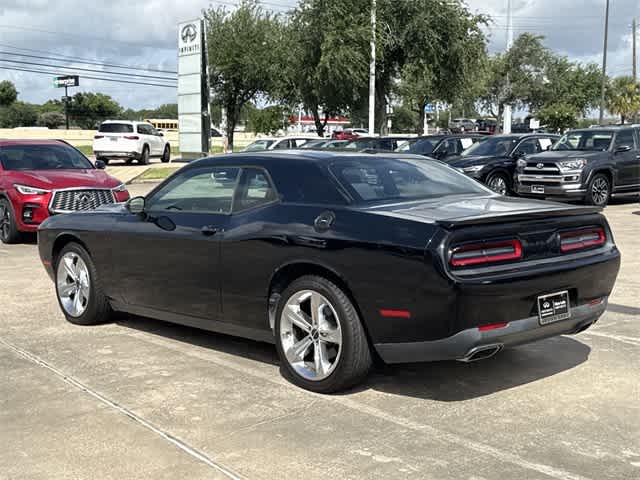 Thumbnail: 2015 Dodge Challenger - 3