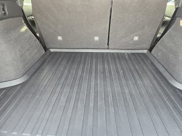 Thumbnail: 2025 INFINITI QX50 - 19