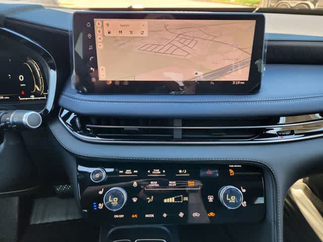 Thumbnail: 2026 INFINITI QX60 - 16