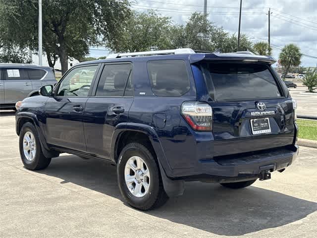 Thumbnail: 2014 Toyota 4Runner - 3