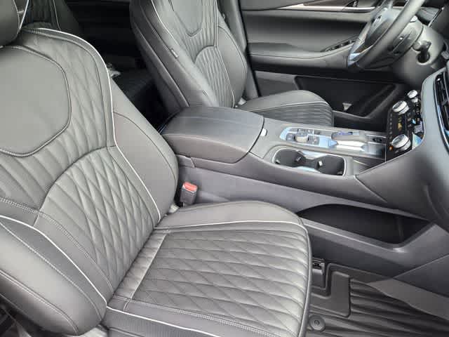 Thumbnail: 2027 INFINITI QX60 - 15