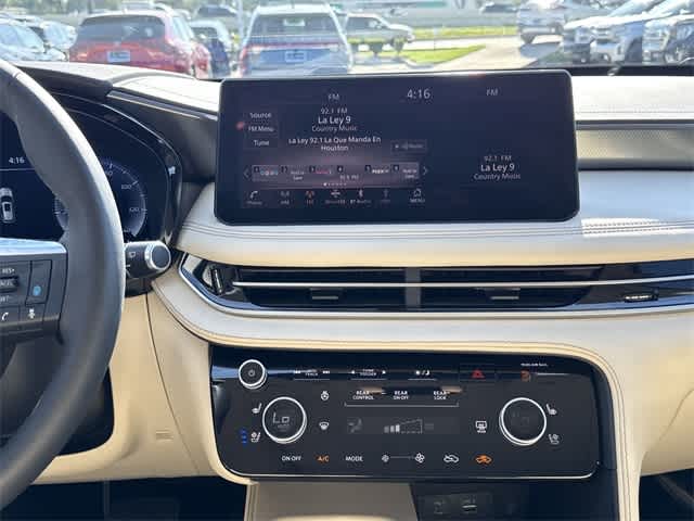 Thumbnail: 2025 INFINITI QX60 - 18