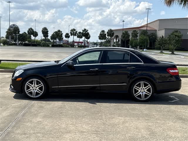Thumbnail: 2010 Mercedes-Benz E-Class - 2