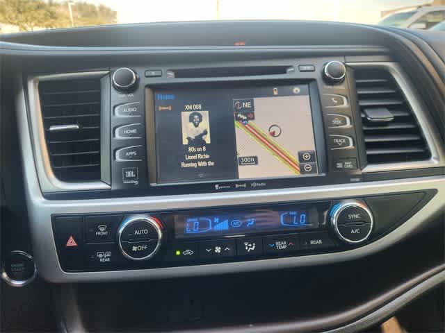 Thumbnail: 2017 Toyota Highlander - 16