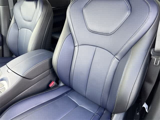 Thumbnail: 2026 INFINITI QX60 - 13