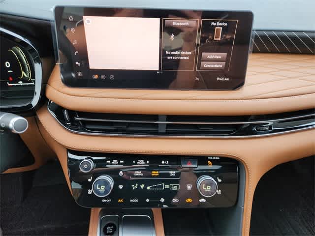 Thumbnail: 2026 INFINITI QX60 - 16