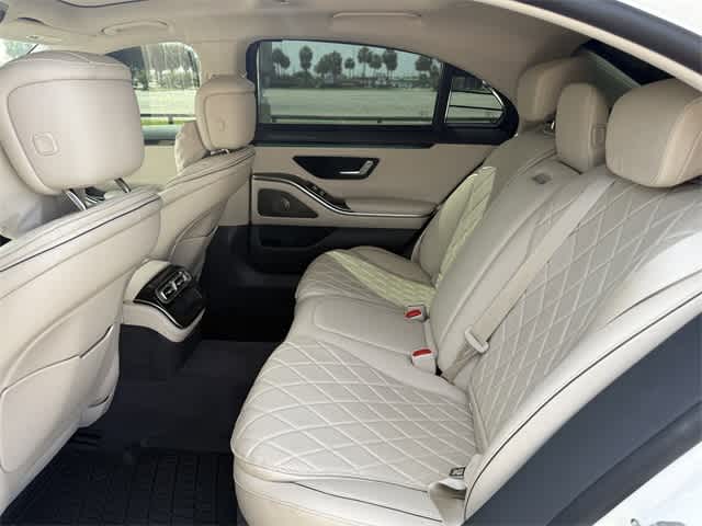 Thumbnail: 2021 Mercedes-Benz S-Class - 13