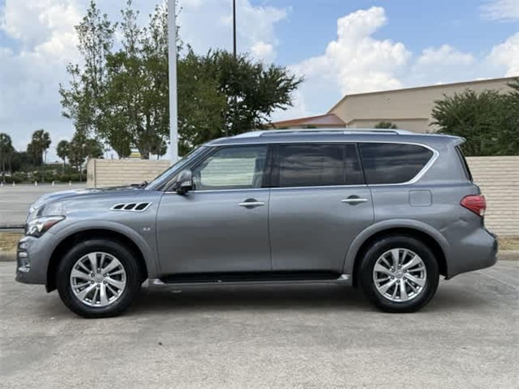 Used 2017 INFINITI QX80  SUV