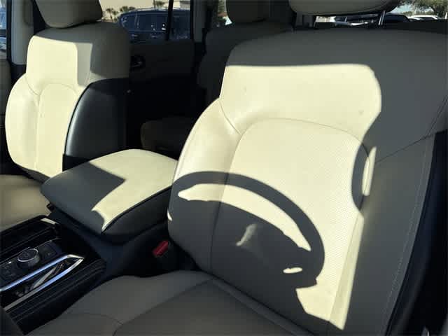 Thumbnail: 2023 INFINITI QX80 - 11