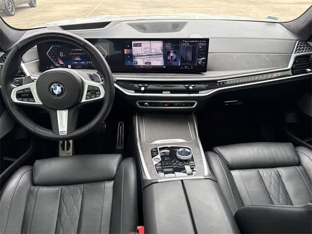 Thumbnail: 2023 BMW X7 - 16
