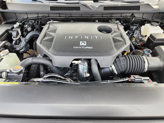 Thumbnail: 2026 INFINITI QX80 - 9