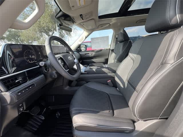 Thumbnail: 2025 INFINITI QX80 - 12